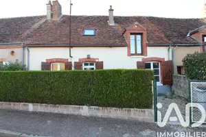 Maison de village à Varennes-Changy (45290)