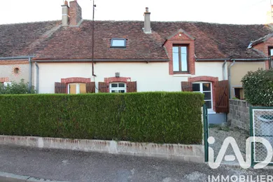 Maison de village à Varennes-Changy (45290)