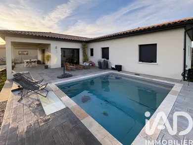 Maison à Gras (07700)