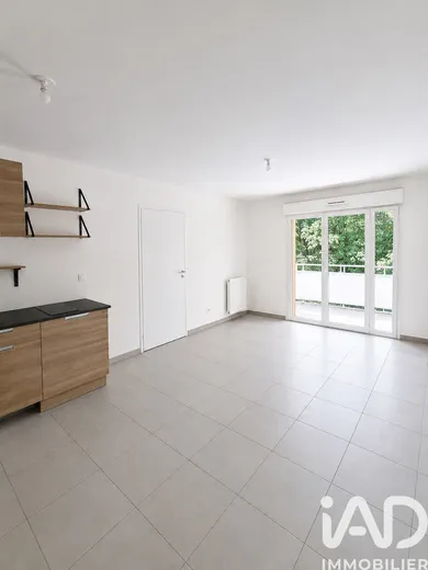 Apartment in Rousset (13790)
