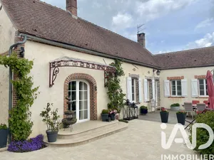 Maison de campagne à Armeau (89500)