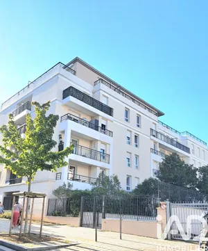 Apartment in Massy (91300)