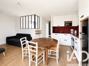 Apartment in La Rochelle (17000)