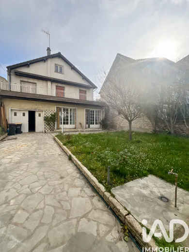 House in Sucy-en-Brie (94370)