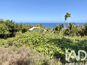 Building plot in Petite-Île (97429)
