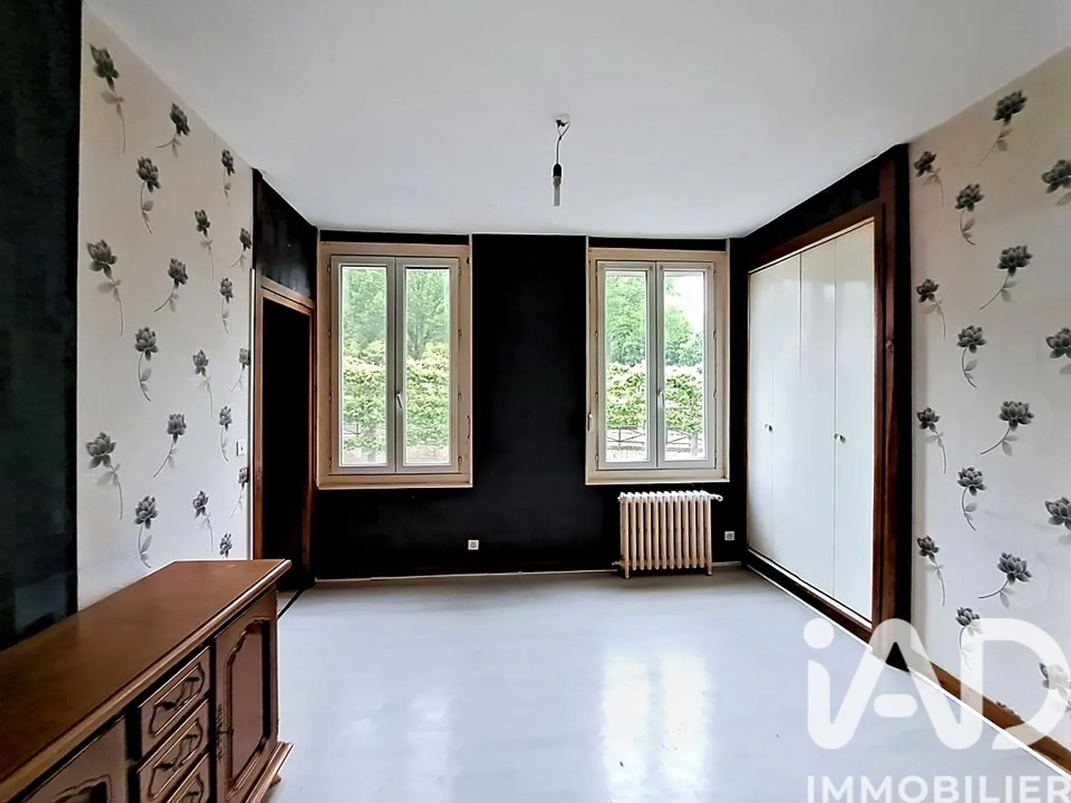Vente immeuble 242 m² à Aumale (76390) - 2018509 — 2