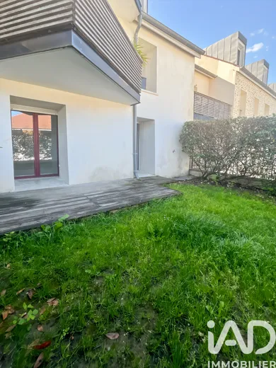 Apartment in Ferrières-en-Brie (77164)