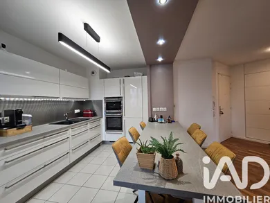 Apartment in Antony (92160)