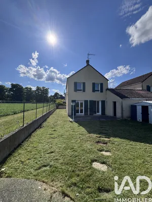 House in Brie-Comte-Robert (77170)