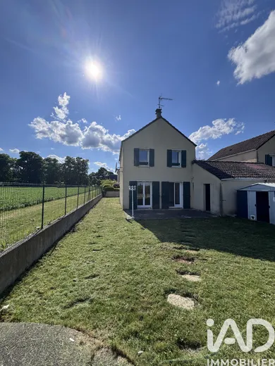 House in Brie-Comte-Robert (77170)