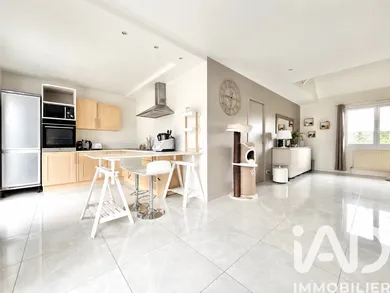 House in Pontault-Combault (77340)
