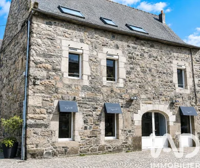 Commercial walls in Paimpol (22500)