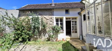 Townhouse in Villeneuve-sur-Yonne (89500)