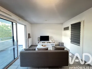 Apartment in Le Bouscat (33110)