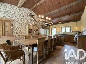 Maison de campagne à Lachaux (63290)
