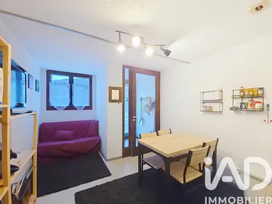 Appartement à Mijoux (01170)