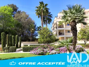 Apartment in Hyères (83400)