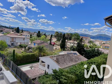 Apartment in Saint-Tropez (83990)