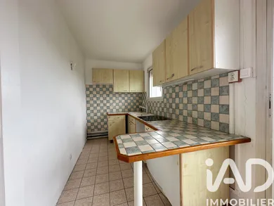 Apartment in Fresnes (94260)