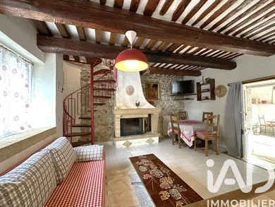 Maison à Saint-Hilaire-d'Ozilhan (30210)