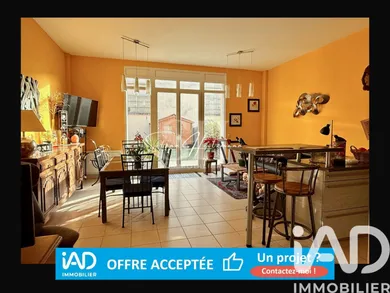 Apartment in Champagne-sur-Seine (77430)