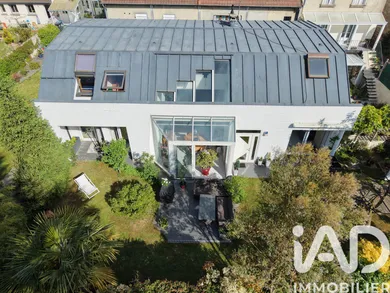 Architectural house in Meaux (77100)