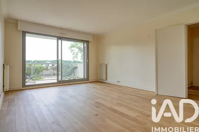 Apartment in Ville-d'Avray (92410)