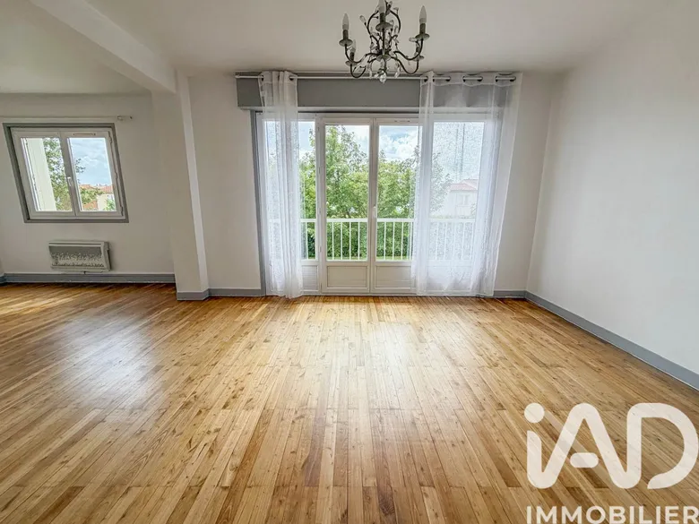 Appartement 3 pièces 61 m² · à Lagord · 60,5 m² · 210 000 €