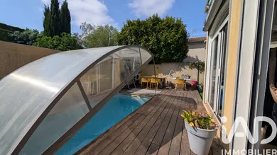 Apartment in L'Isle-sur-la-Sorgue (84800)