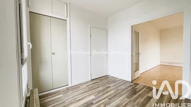 Apartment in Nozay (91620)