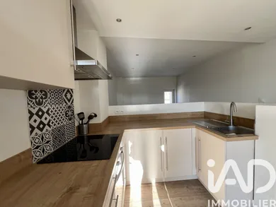 Apartment in Aubagne (13400)