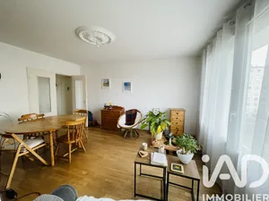 Apartment in Saint-André-les-Vergers (10120)