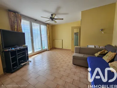 Apartment in Toulon (83200)