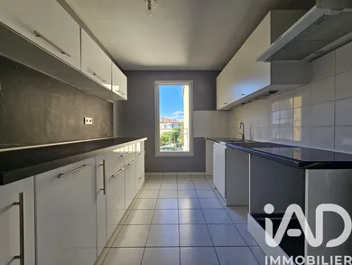 Appartement à Puget-sur-Argens (83480)