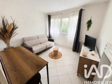 Apartment in Saint-Mandrier-sur-Mer (83430)