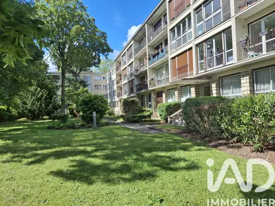 Apartment in Saint-Gratien (95210)