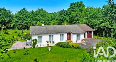 Detached house in Châtillon-sur-Thouet (79200)