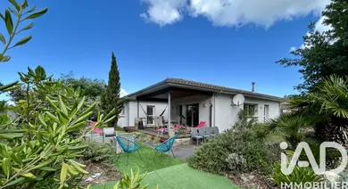 Architectural house in Vendays-Montalivet (33930)