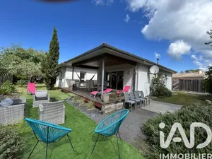 Maison d'architecte à Vendays-Montalivet (33930)