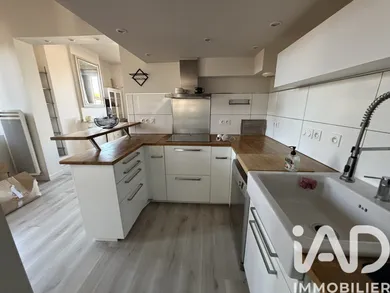 Apartment in Toulouse (31100)