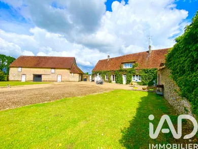 House in Saint-Victor-de-Buthon (28240)