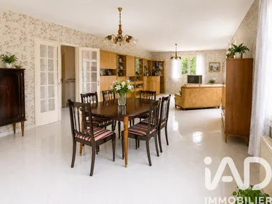 Maison traditionnelle à Vernou-la-Celle-sur-Seine (77670)
