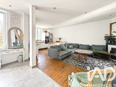 House in Saint-Germain-Laval (42260)