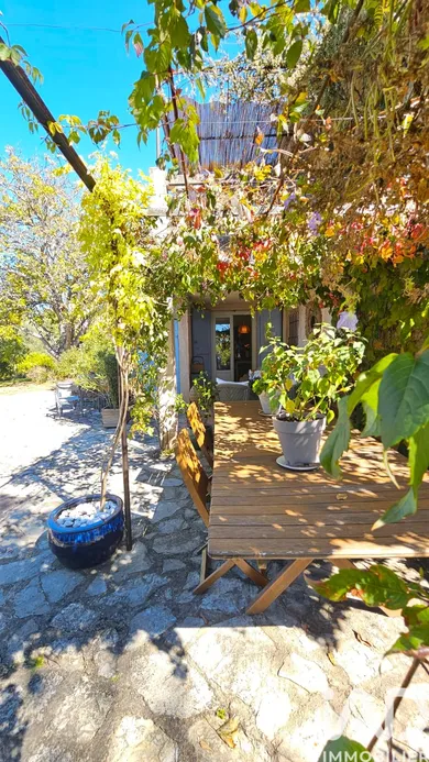 Apartment in Villecroze (83690)