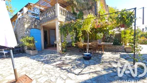 Apartment in Villecroze (83690)