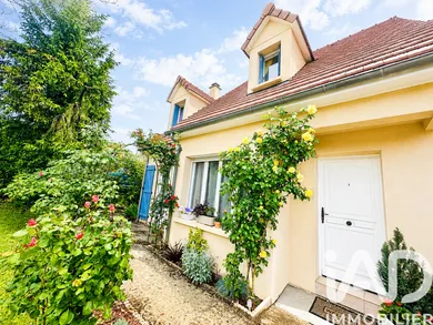 House in Houx (28130)