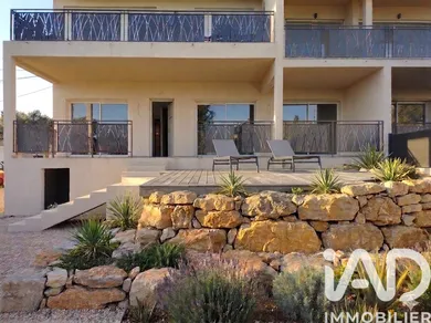 Apartment in Bandol (83150)