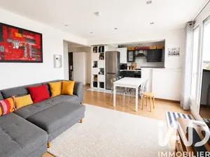 Apartment in Nozay (91620)