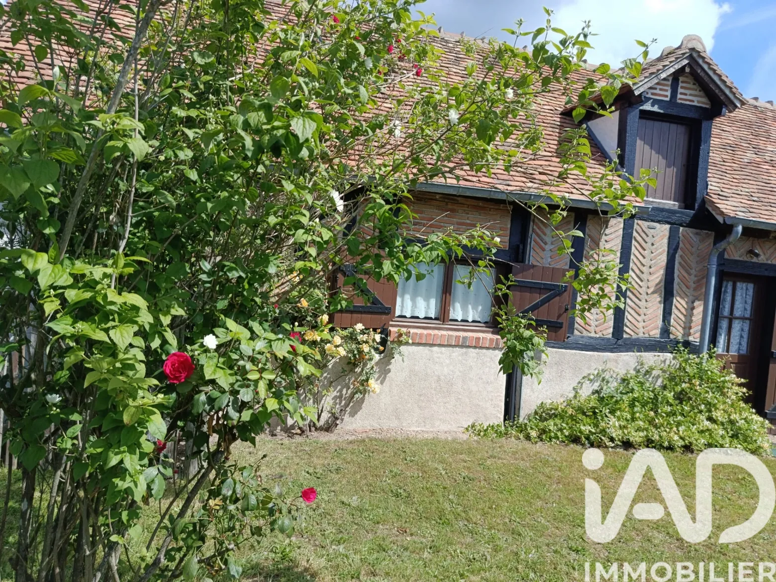 Vente maison à La Ferté-Saint-Cyr (41220) : maison de campagne 5 pièces 160 m² - 2024466 — 2