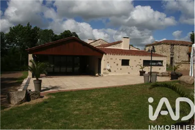 Domaine à Rives de l'Yon (85310)